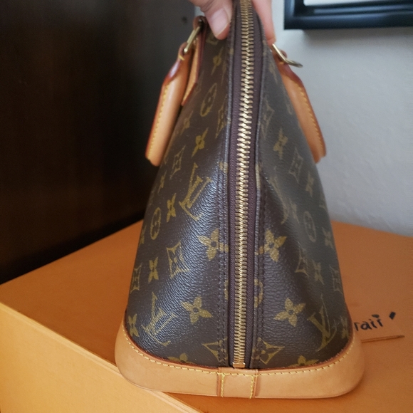 SOLD - Picture 8 of 15